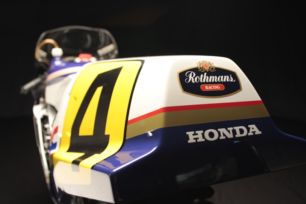 Rothmans honda nsr 500 #4