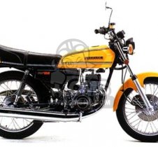 サイタマ　SUZUKI ガンマ125 エンジン腰下　本体 RG125ガンマ 腰上OH 其の一｜伊東二輪 「時にゆるりと.時に