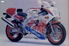 Yamaha FZR750