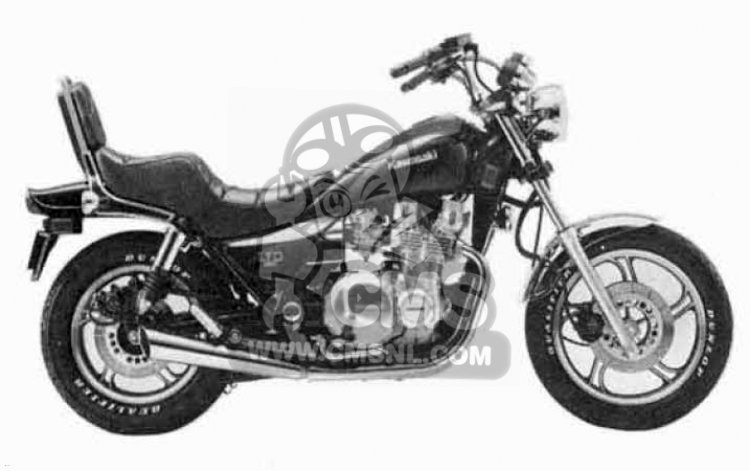 みりん 初代Z400FXのKZ400EE DOHC BLACKエンジンを継承。 ENG.は限界の