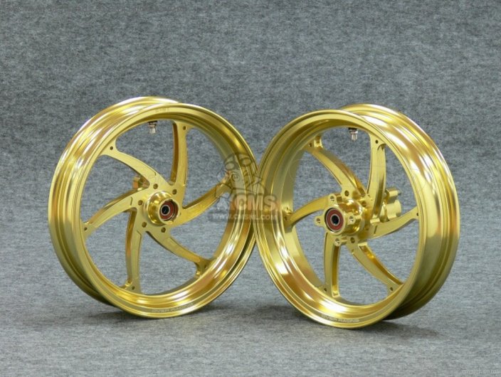 Over Racing GP-SIX GOLD COLOR 2.50-12 F NSF 821521G